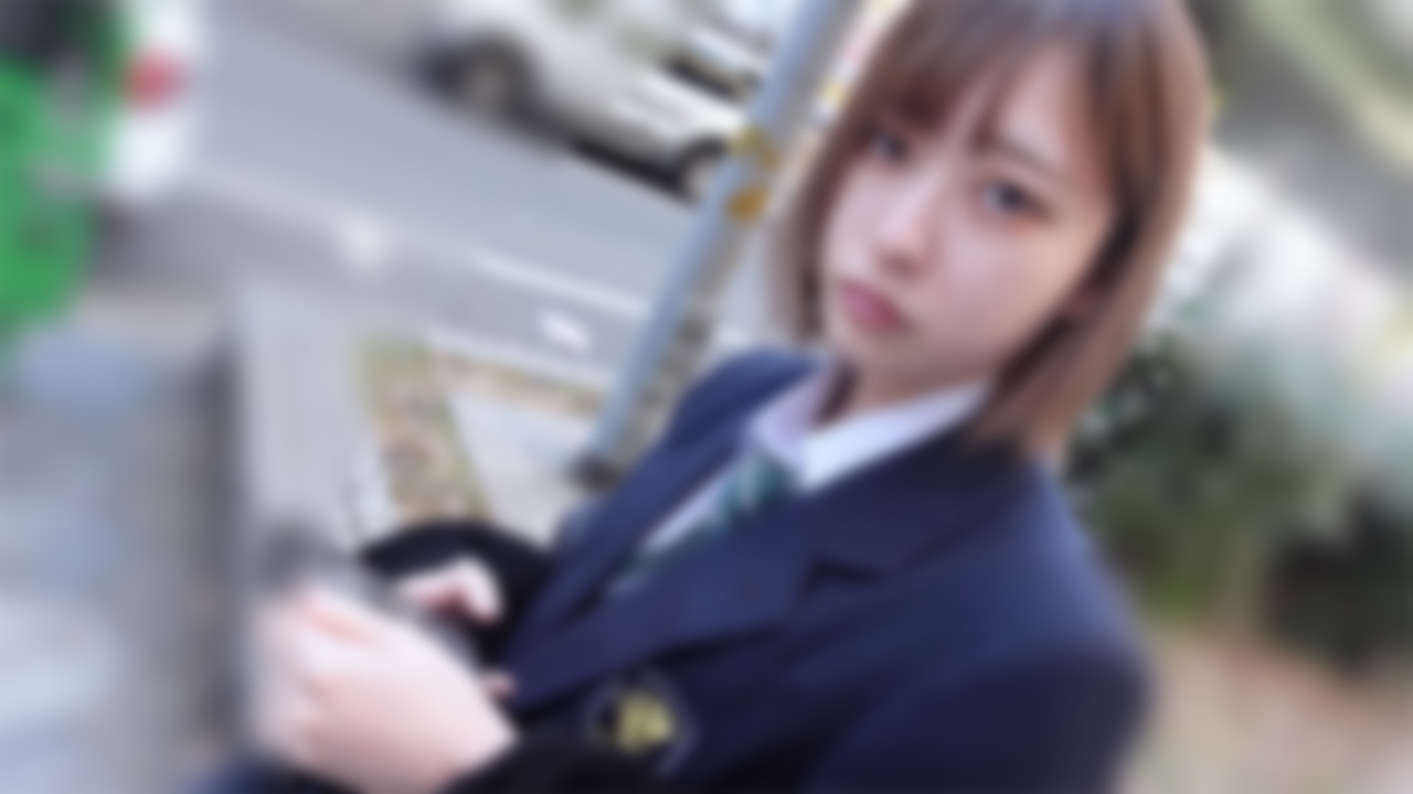 FC2-4242545 【#115】ガッコーサボリ中の美形学生をナンパゲット。最初は警戒されてたけど気を許したト