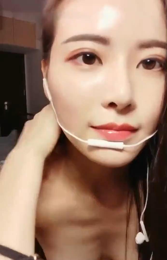 好漂亮的主播，为你疯狂