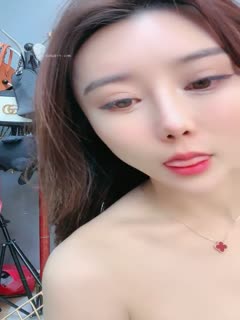 重磅！正宗腿模下海【腿模颜颜】道具自慰！简直勾人魂魄_02.的封面图